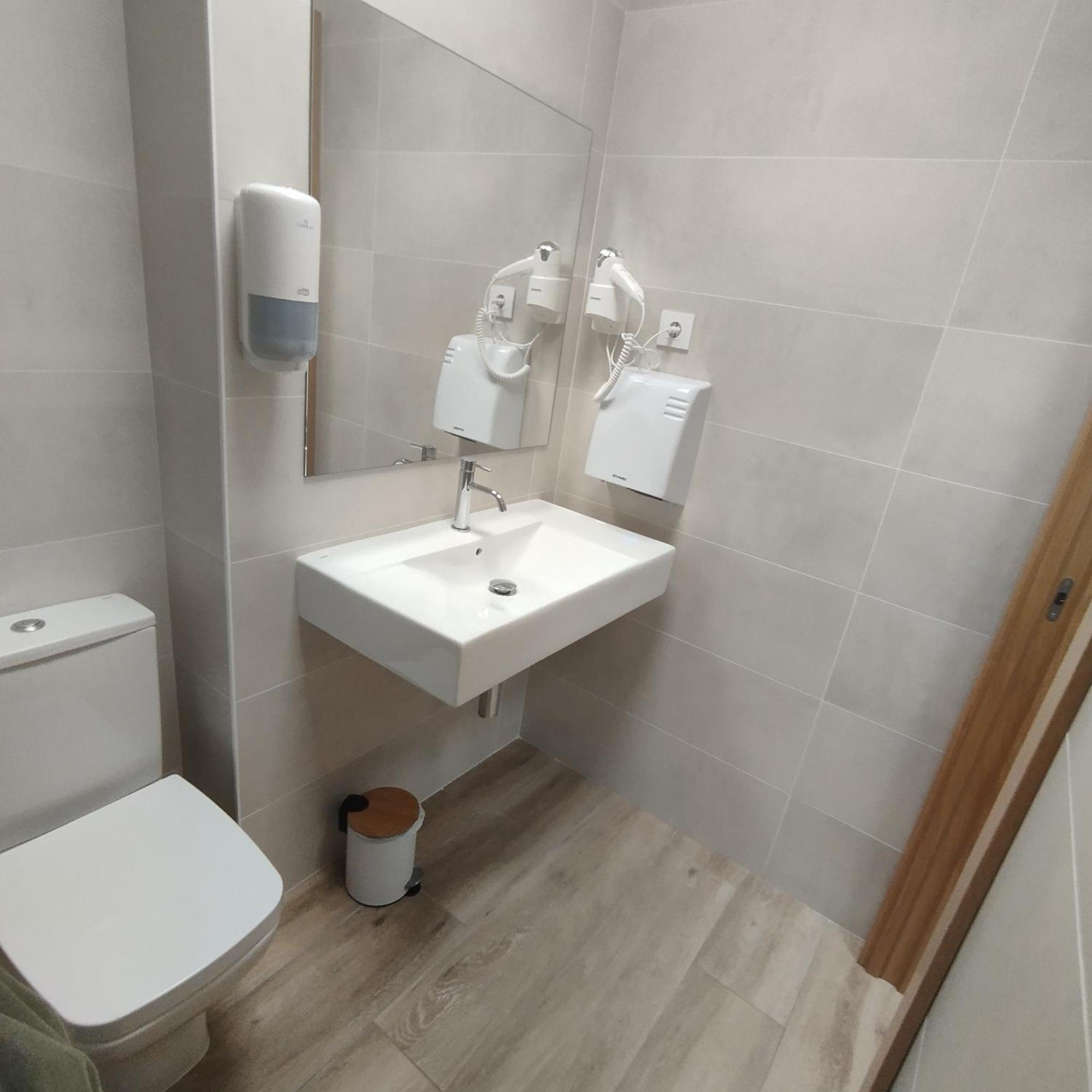 Dpaso Urban Hostel Pontevedra Dış mekan fotoğraf